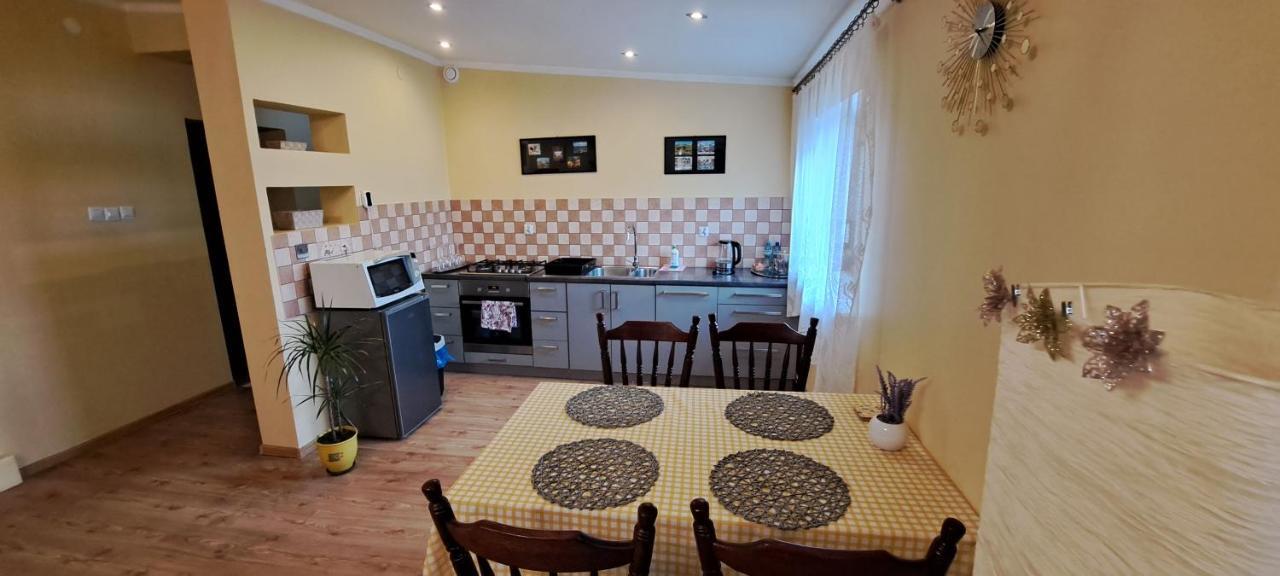 Apartament Alcatraz Z Kominkiem 卡缅纳古拉 外观 照片