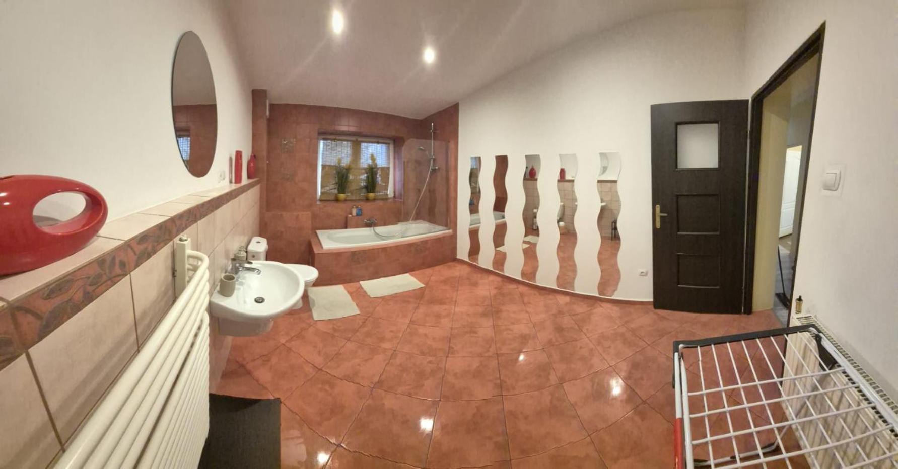 Apartament Alcatraz Z Kominkiem 卡缅纳古拉 外观 照片