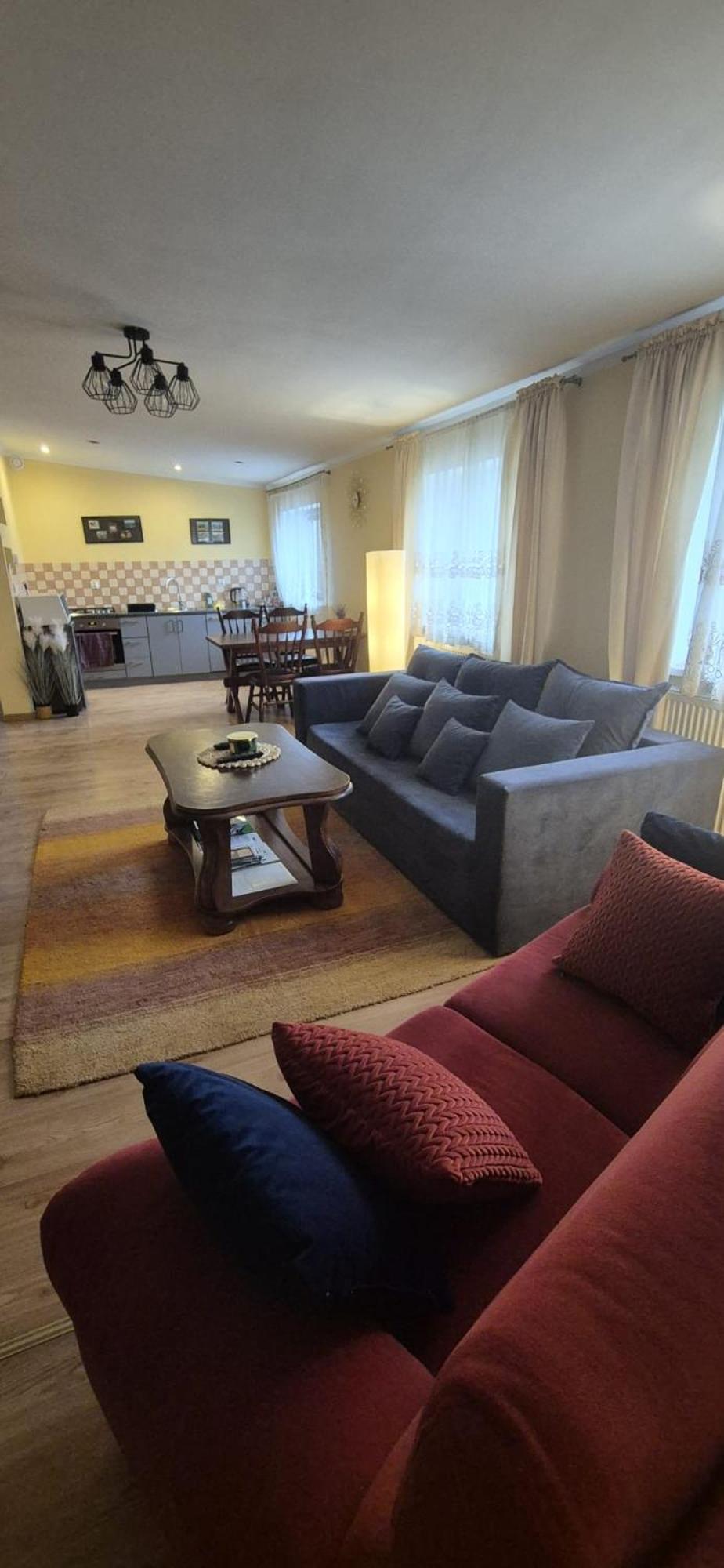 Apartament Alcatraz Z Kominkiem 卡缅纳古拉 外观 照片
